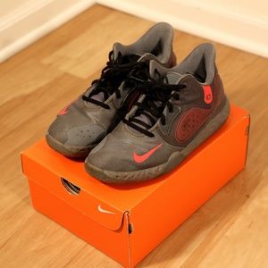 Boy's Nike KD Trey 5 VII Sz 7 Y